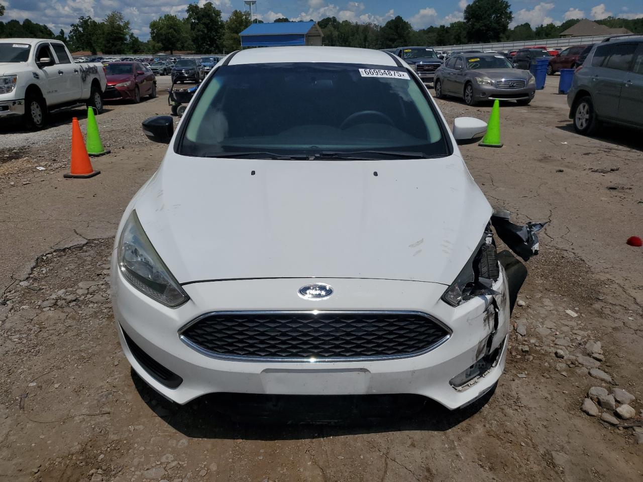 Ford Focus Se Image 9