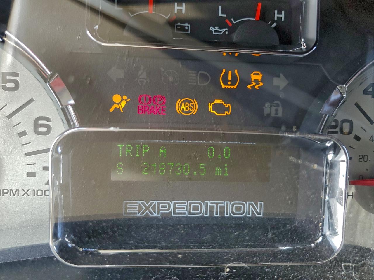 Ford Expedition Eddie Bauer Image 2