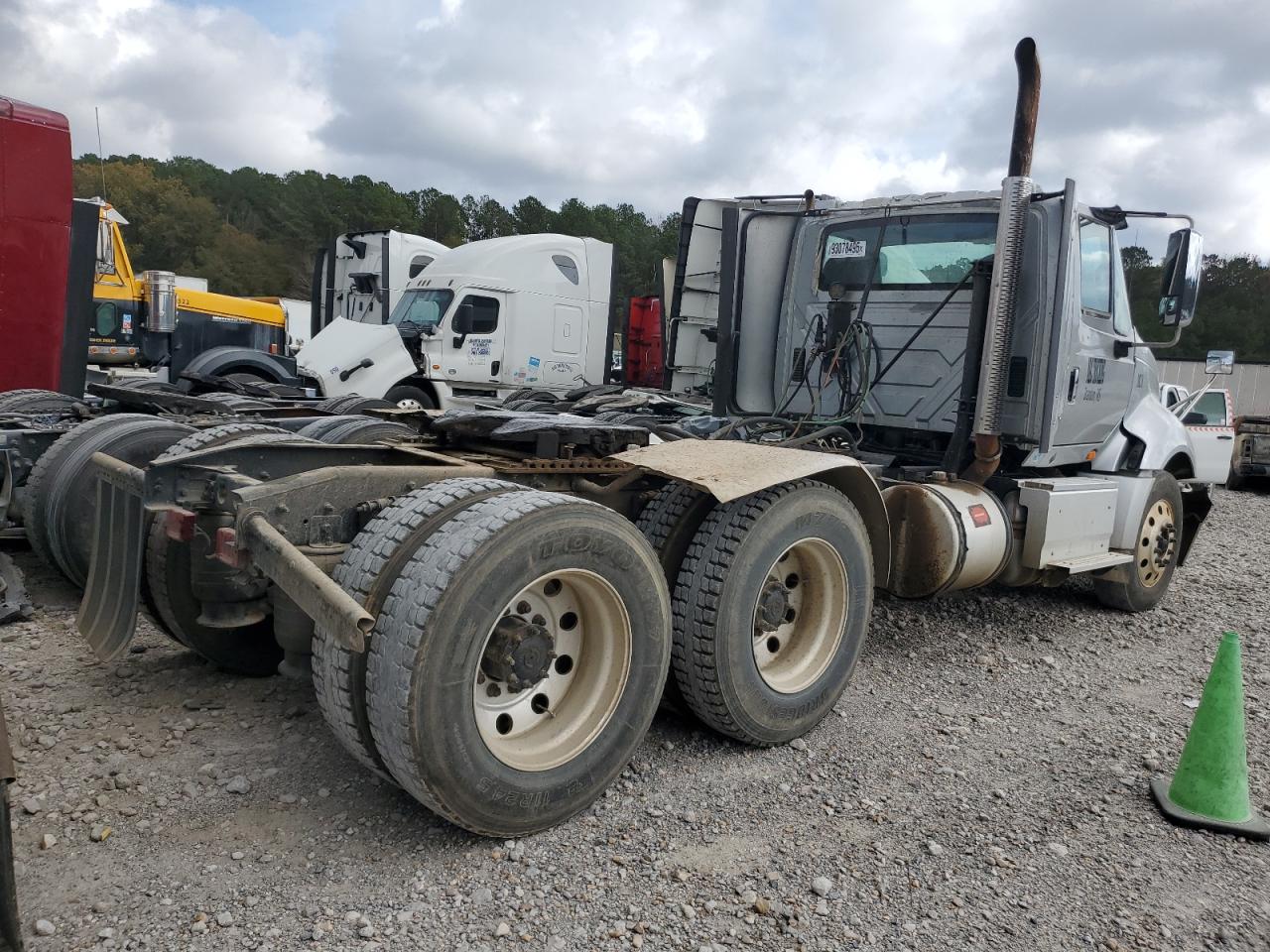 International Prostar Image 3