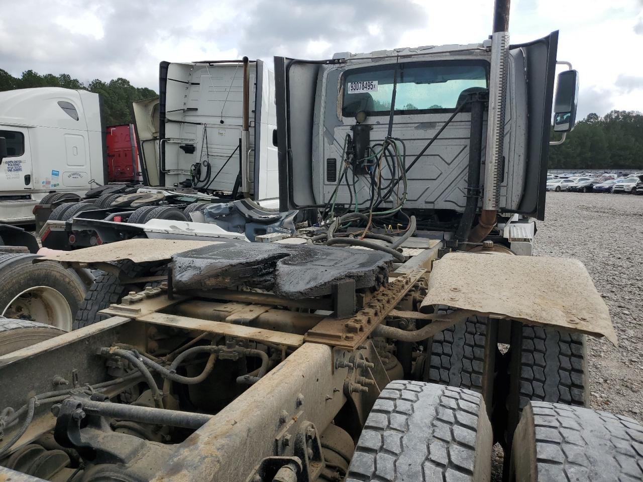 International Prostar Image 5