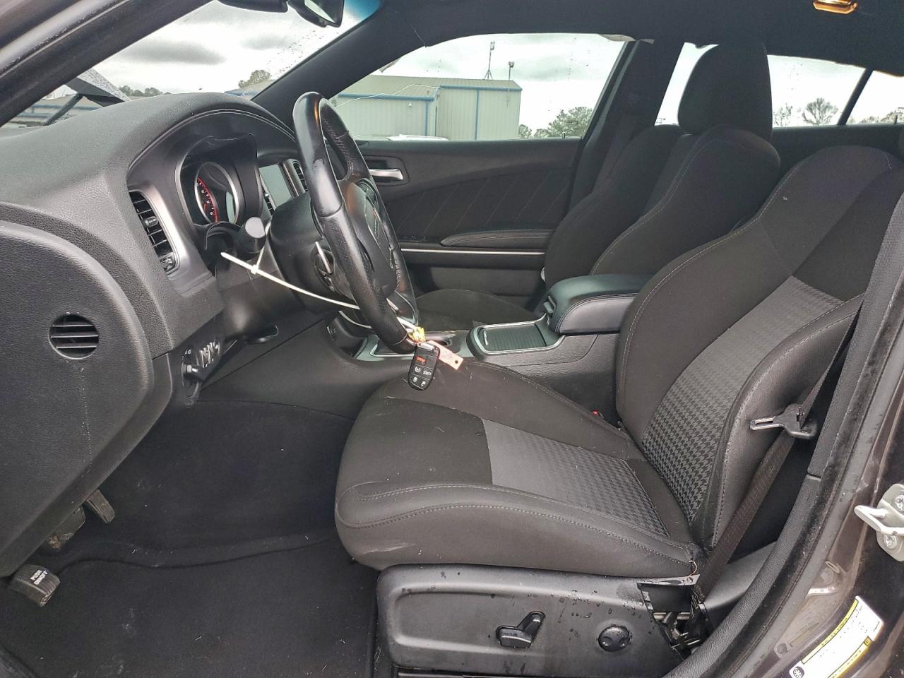 Dodge Charger R/t Image 9