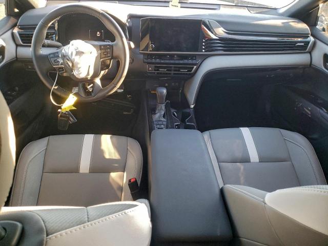 Toyota Camry Xse Image 8