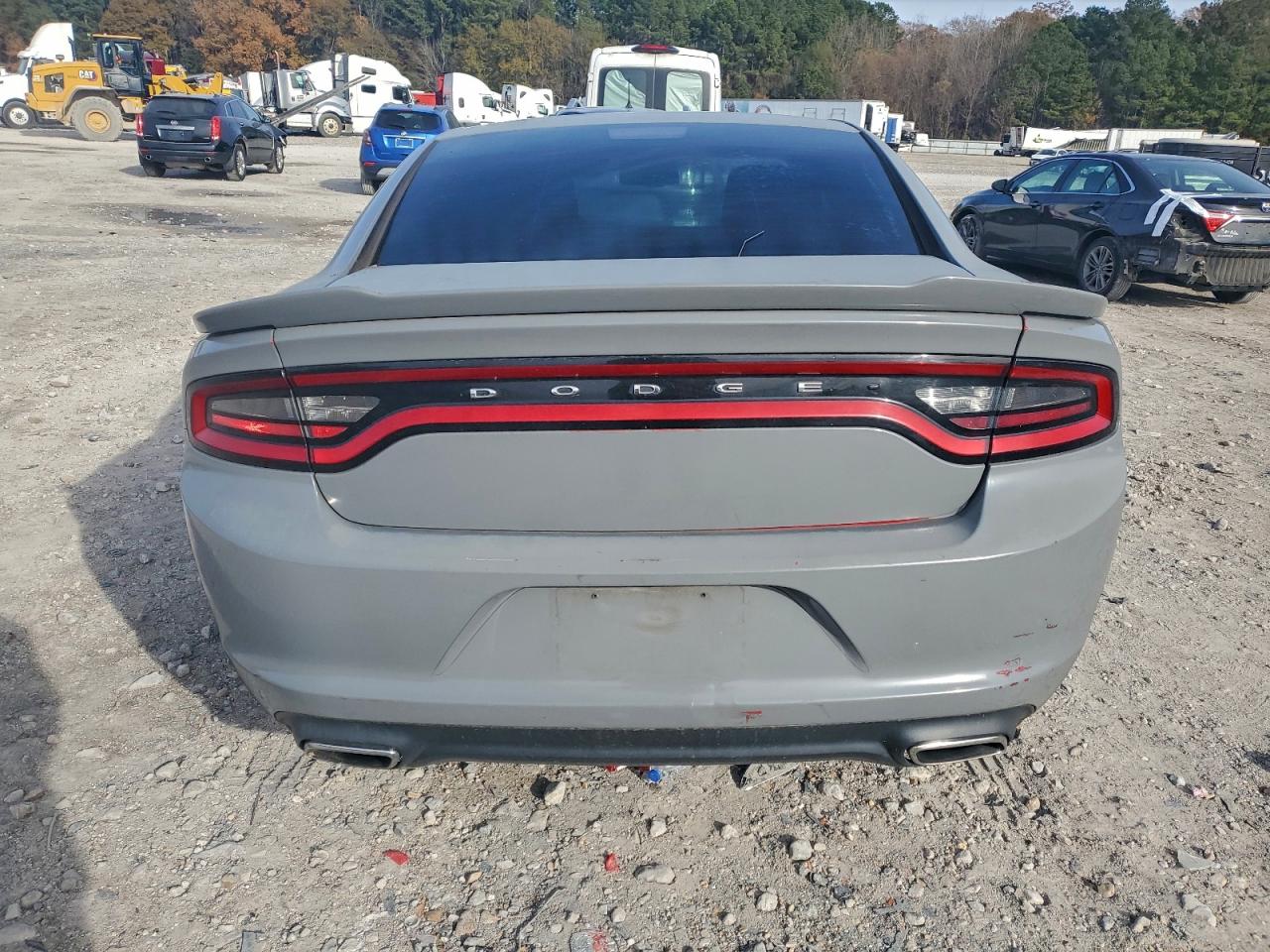 Dodge Charger Se Image 3