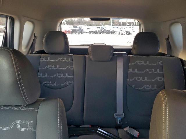 Kia Soul + Image 11