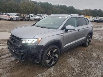  Salvage Volkswagen Taos