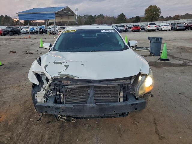 Nissan Maxima S Image 2