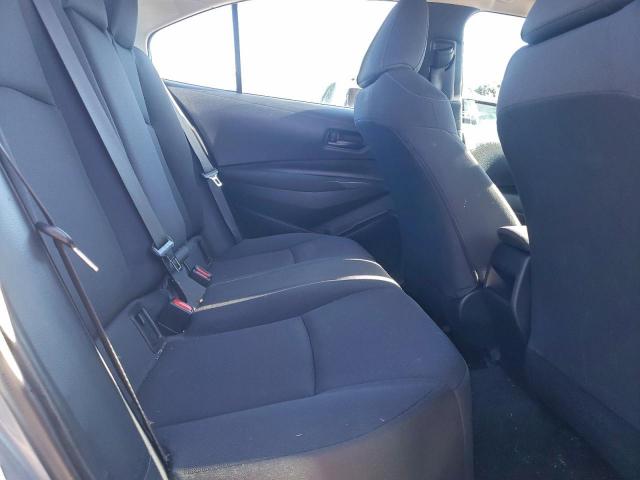 Toyota Corolla Le Image 9