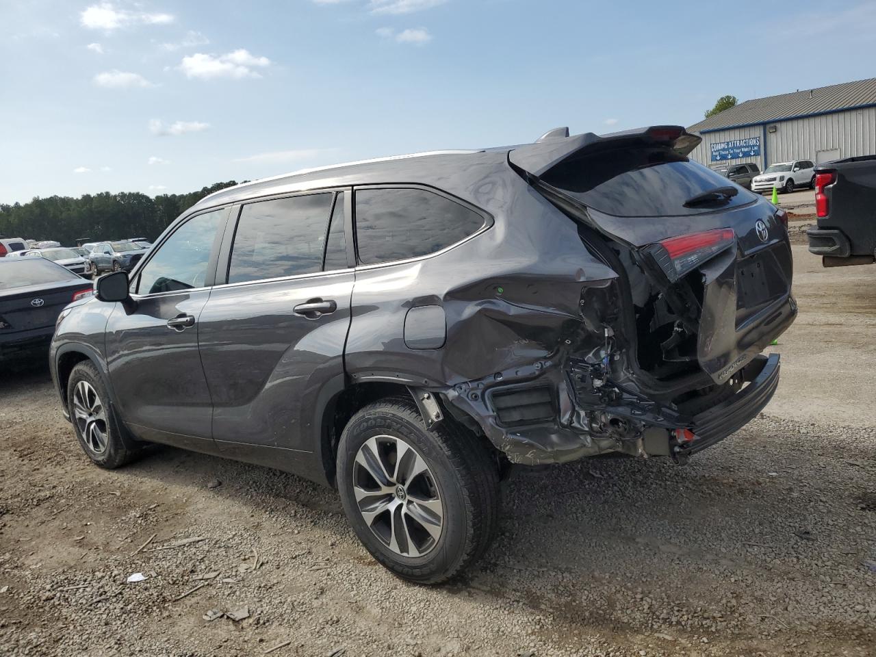 Toyota Highlander L Image 4