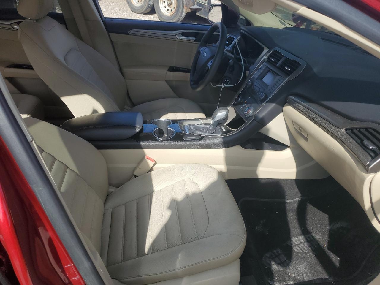 Ford Fusion Se Image 2