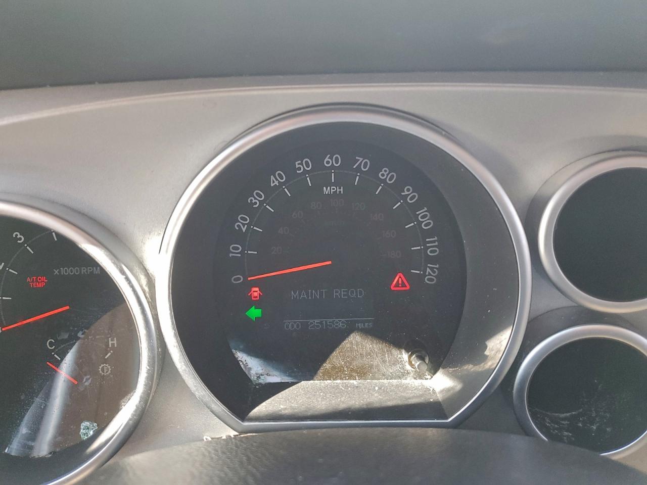 Toyota Sequoia Limited Image 11