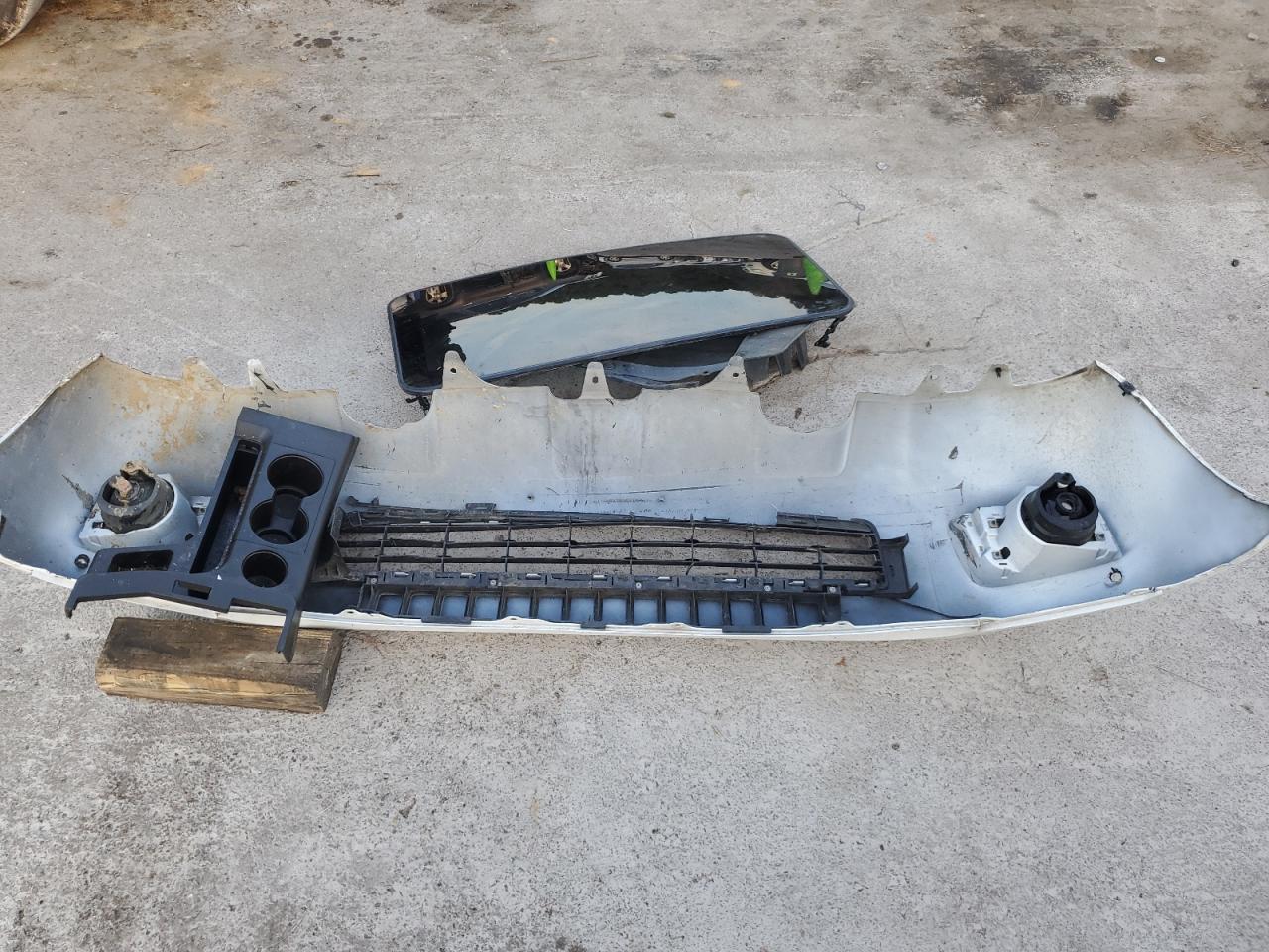 Toyota Sequoia Limited Image 2