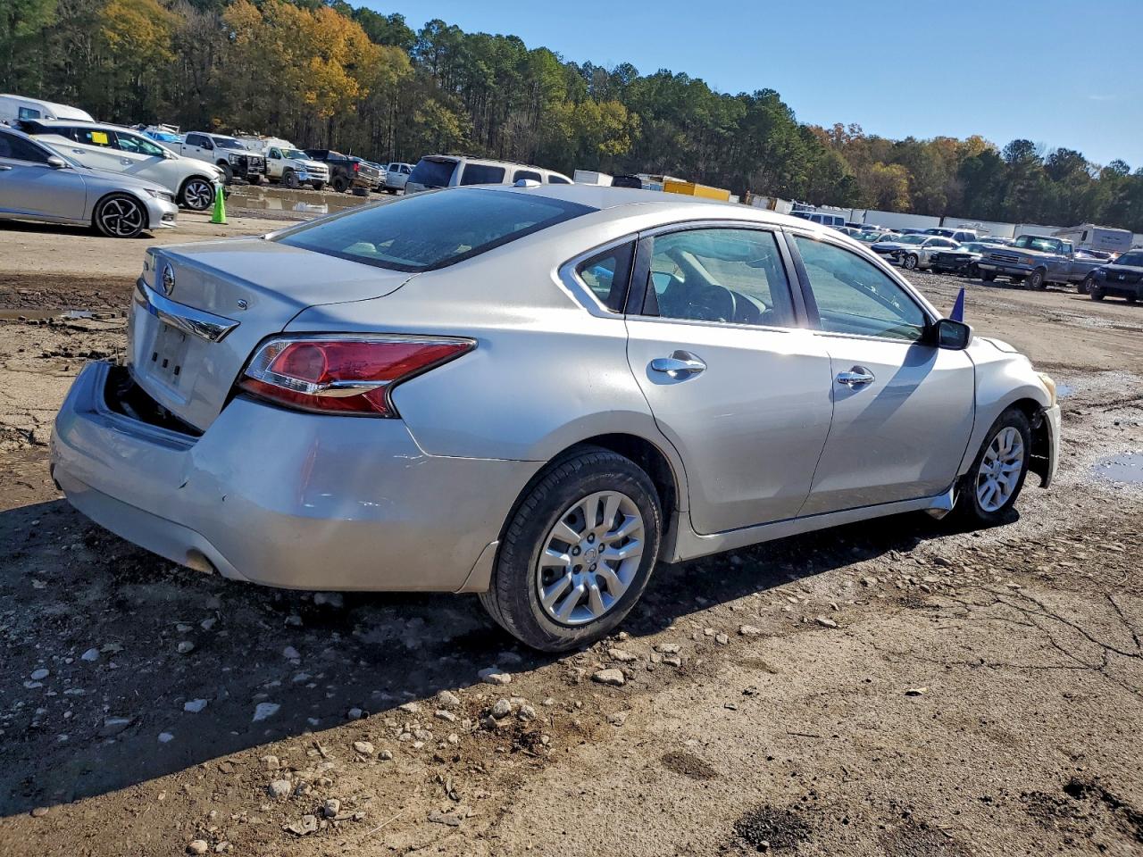 Nissan Altima 2.5 Image 2