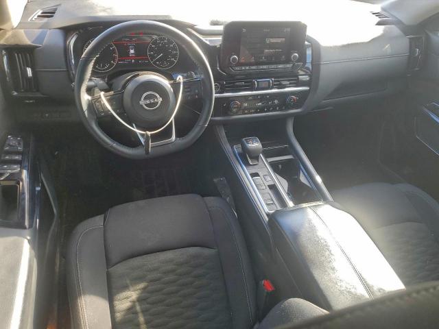 Nissan Pathfinder Sv Image 11