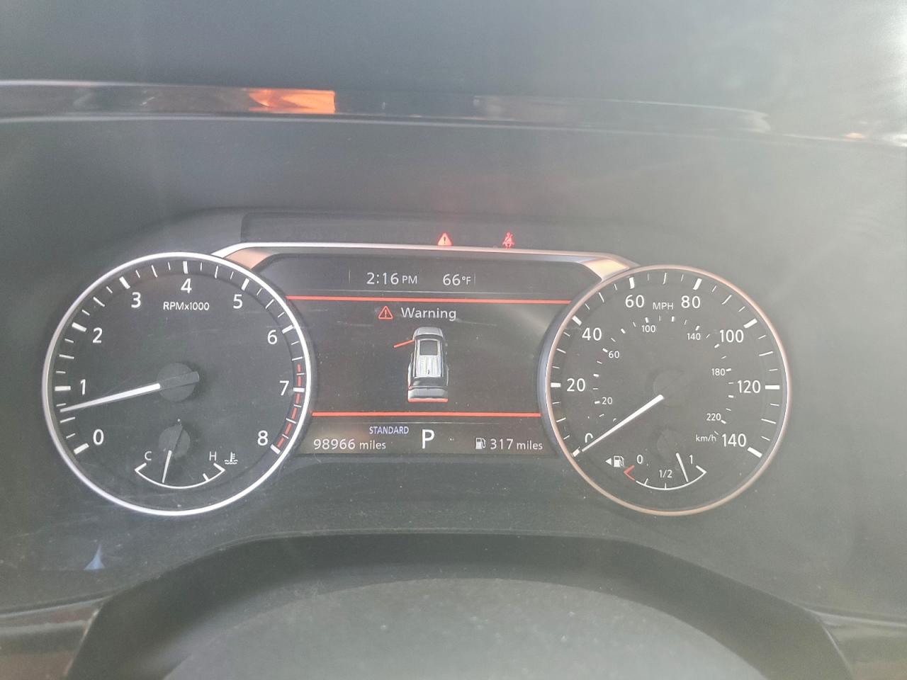 Nissan Pathfinder Sv Image 8