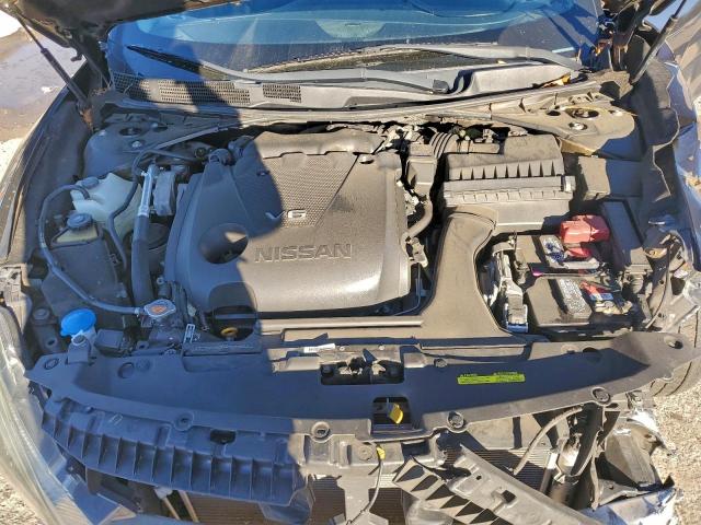 Nissan Maxima 3.5s Image 2