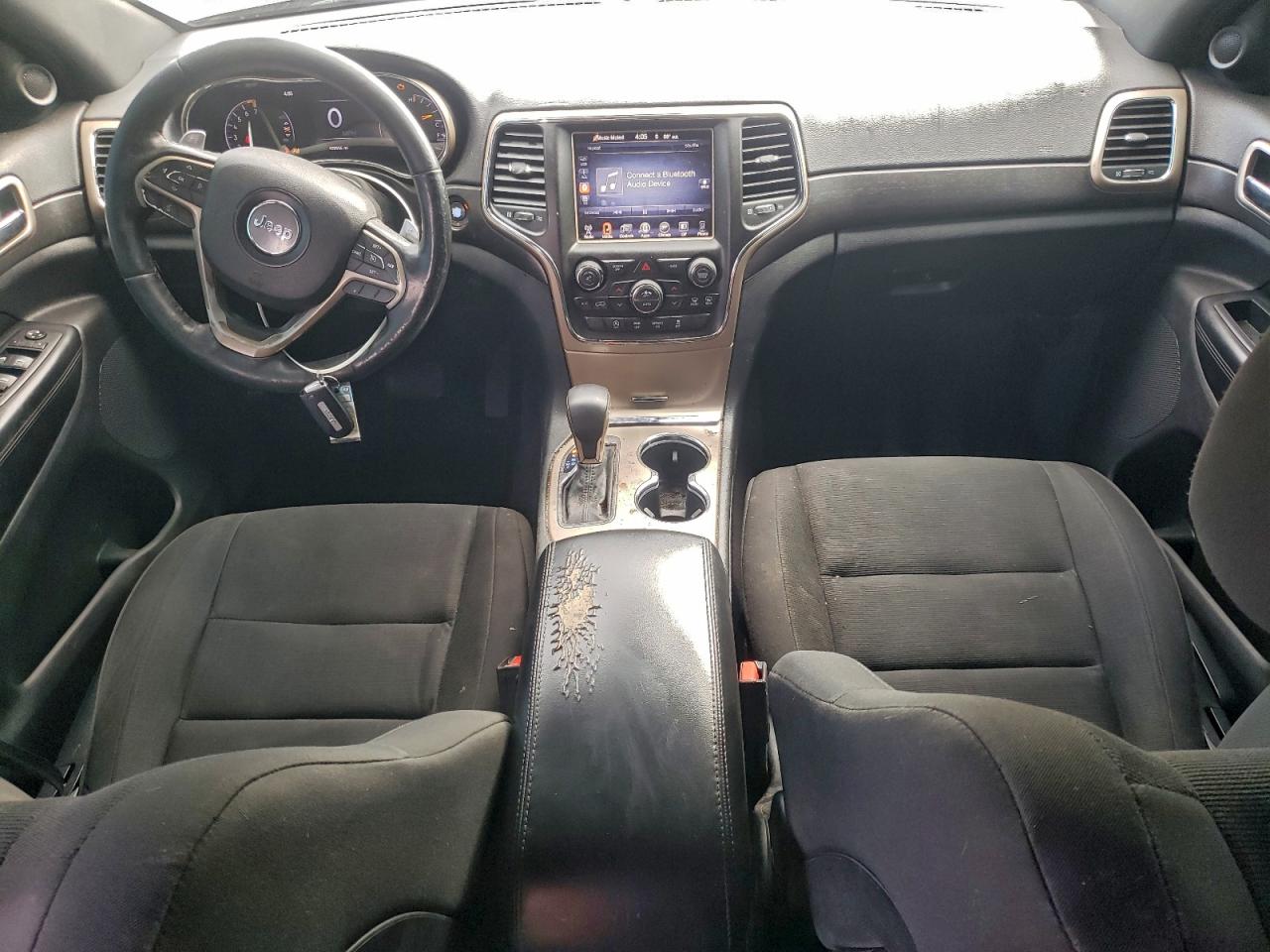 Jeep Grand Cherokee Laredo Image 8