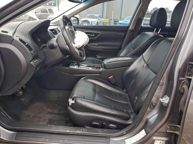 Nissan Altima 2.5 Image 11