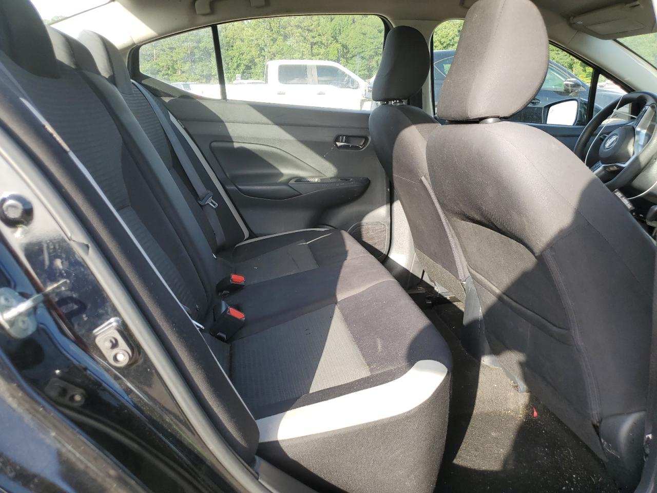 Nissan Versa Sv Image 8