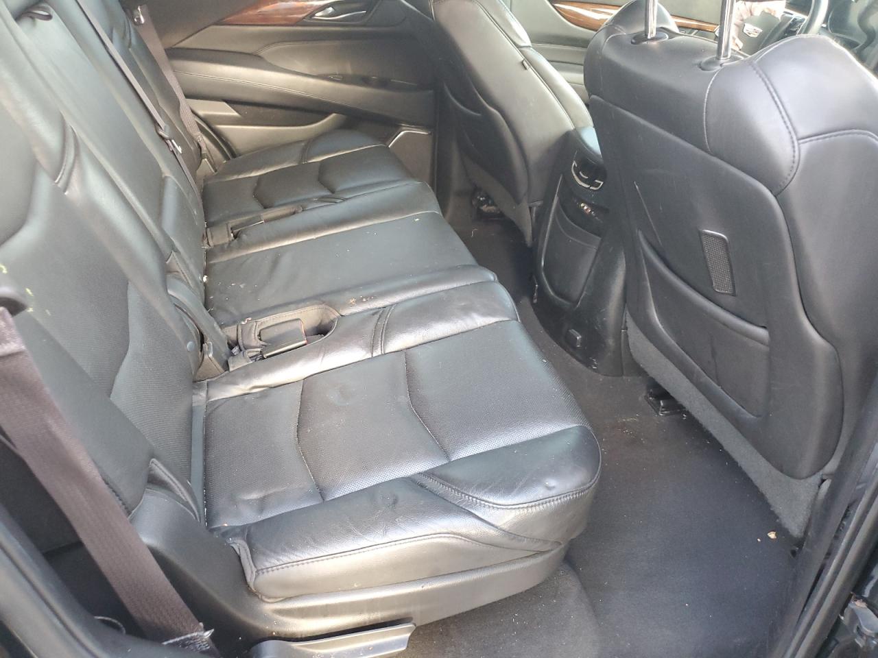 Cadillac Escalade Luxury Image 9