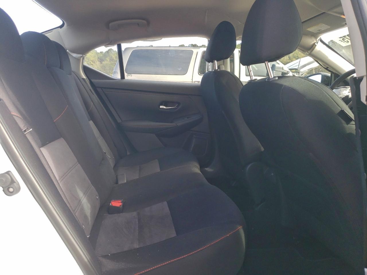 Nissan Sentra Sr Image 11