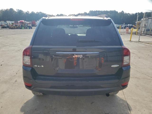 Jeep Compass Latitude Image 8