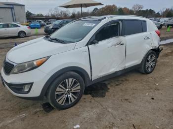  Salvage Kia Sportage
