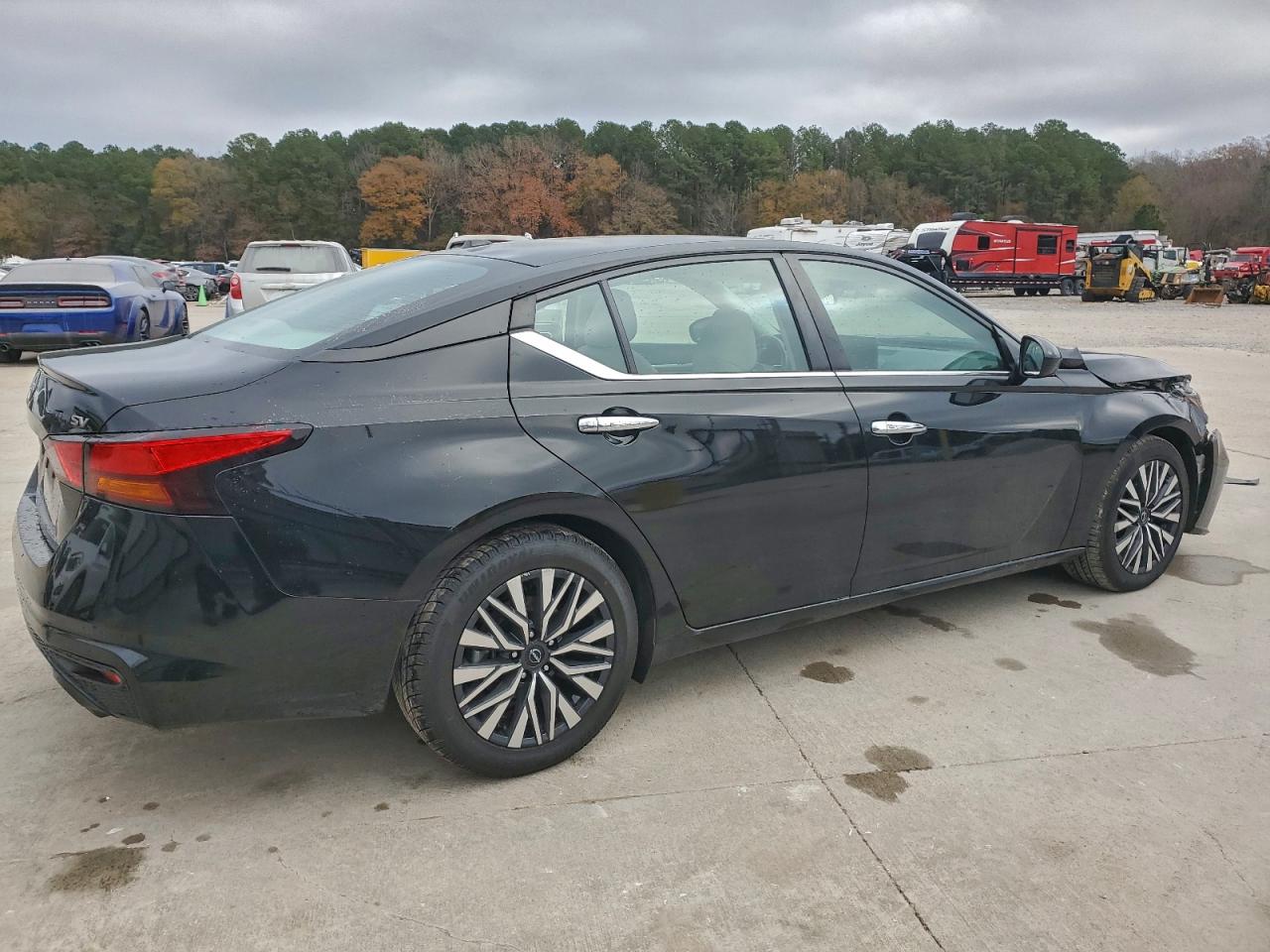 Nissan Altima Sv Image 13