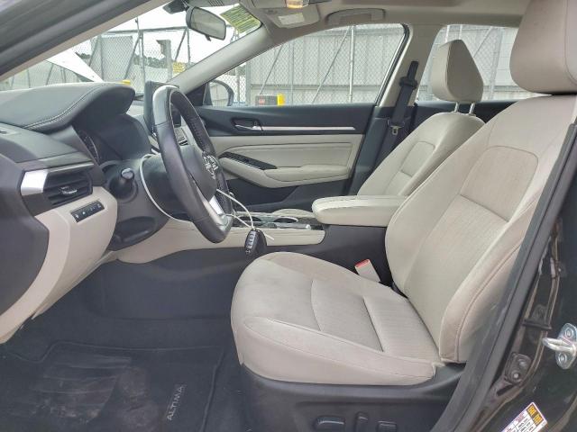 Nissan Altima Sv Image 10