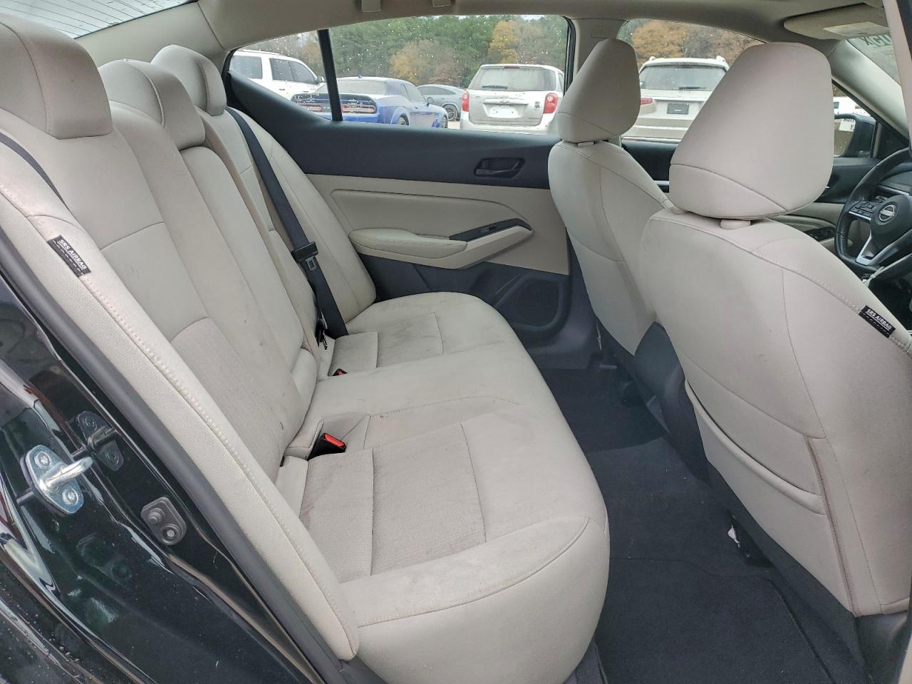 Nissan Altima Sv Image 11