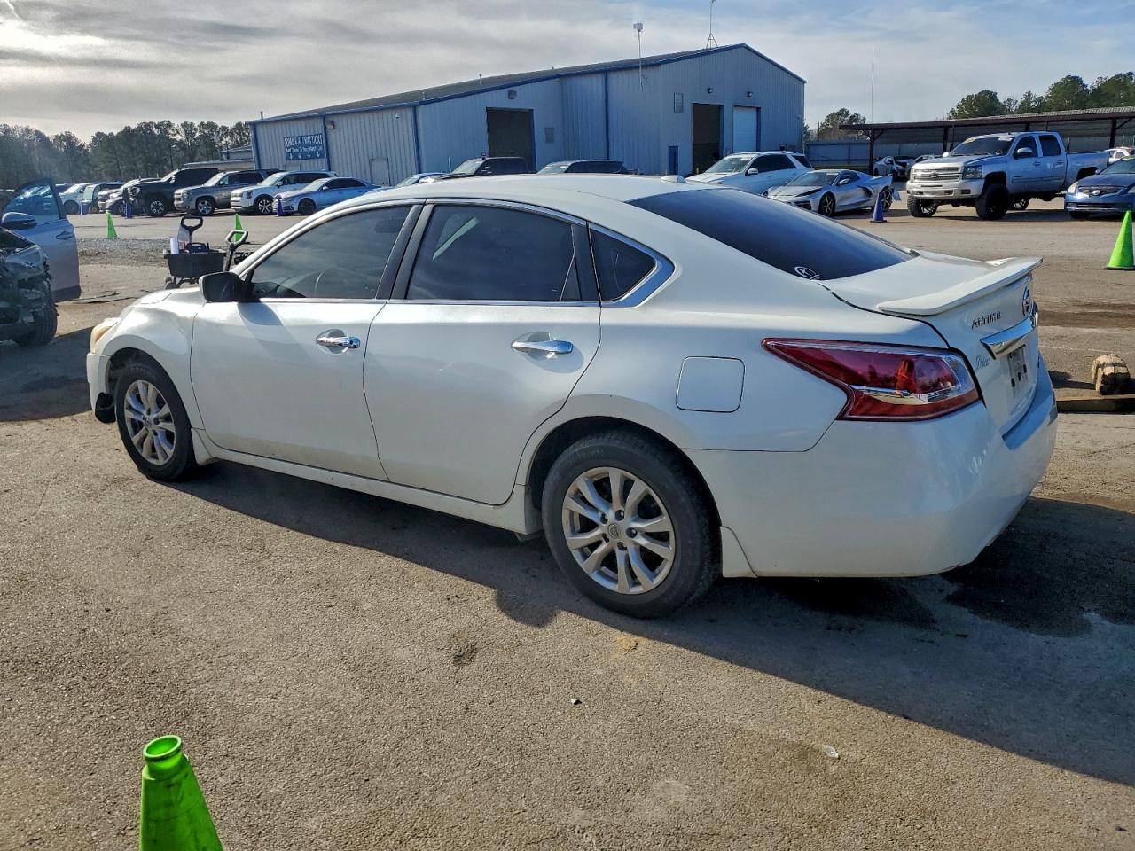Nissan Altima 2.5 Image 5