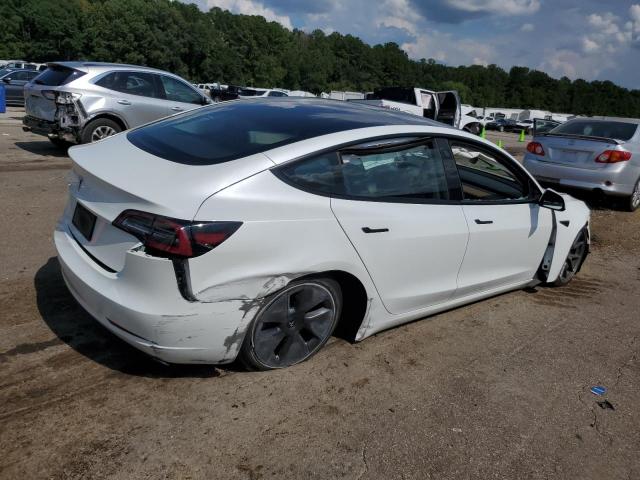 Tesla Model 3 Image 3