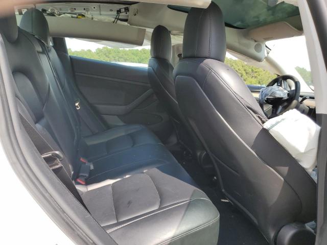 Tesla Model 3 Image 9