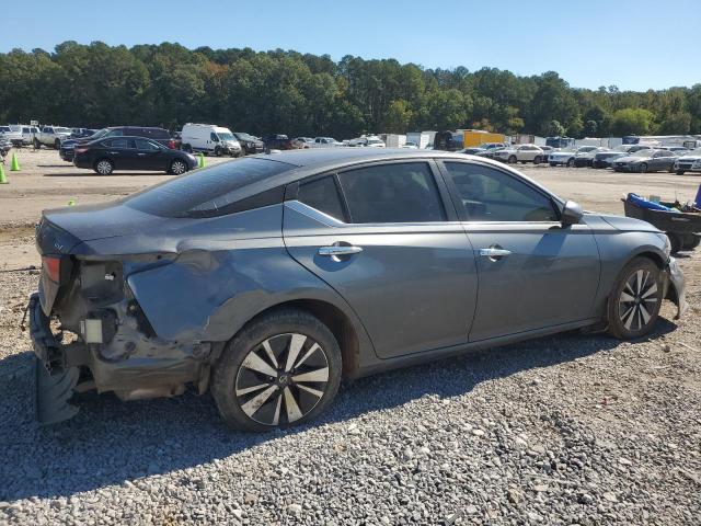 Nissan Altima Sv Image 3