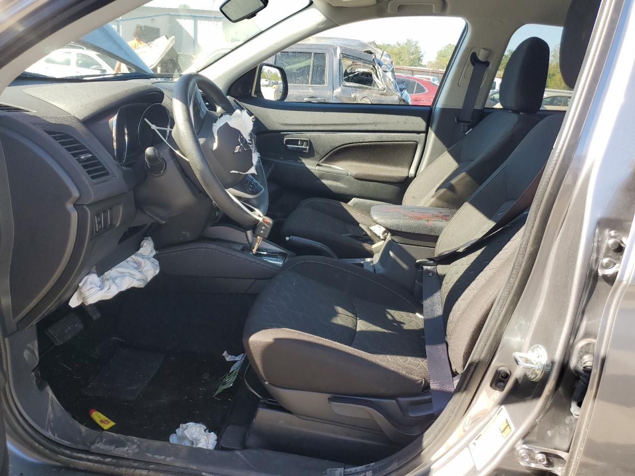 Mitsubishi Outlander S Image 7