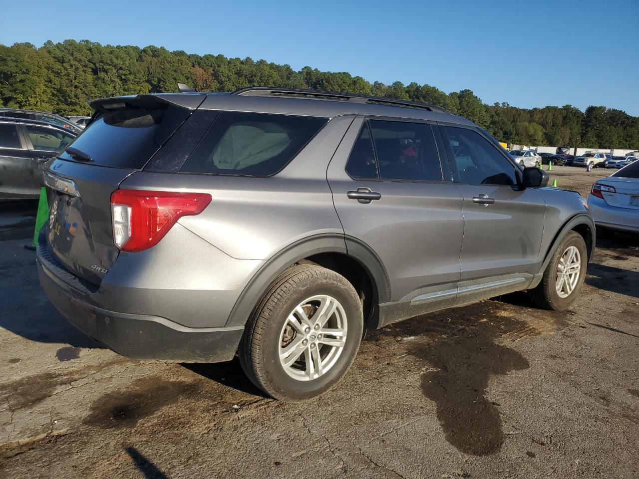 Ford Explorer Xlt Image 2