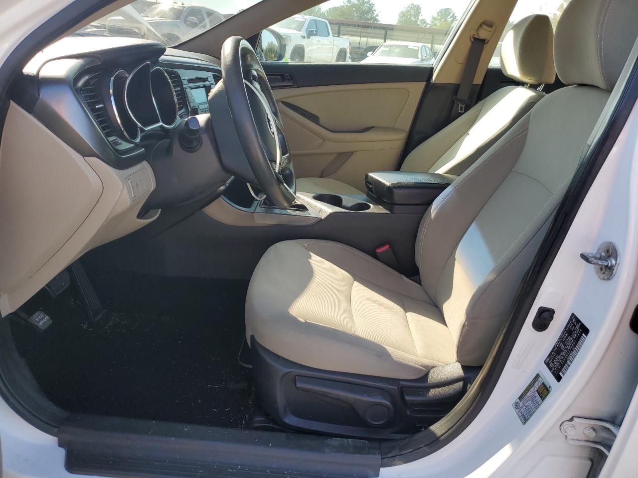 Kia Optima Lx Image 8