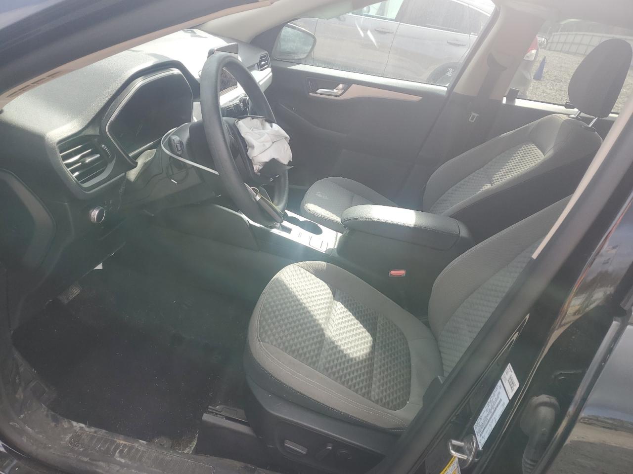 Ford Escape Se Image 4