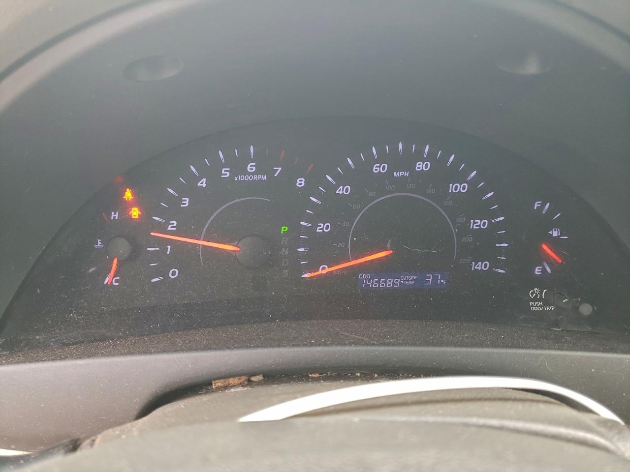 Toyota Camry Base Image 12