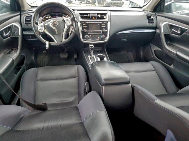 Nissan Altima 2.5 Image 6