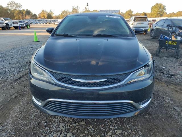 Chrysler 200 Limited Image 2
