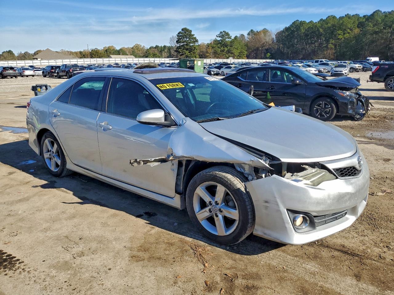 Toyota Camry L Image 5