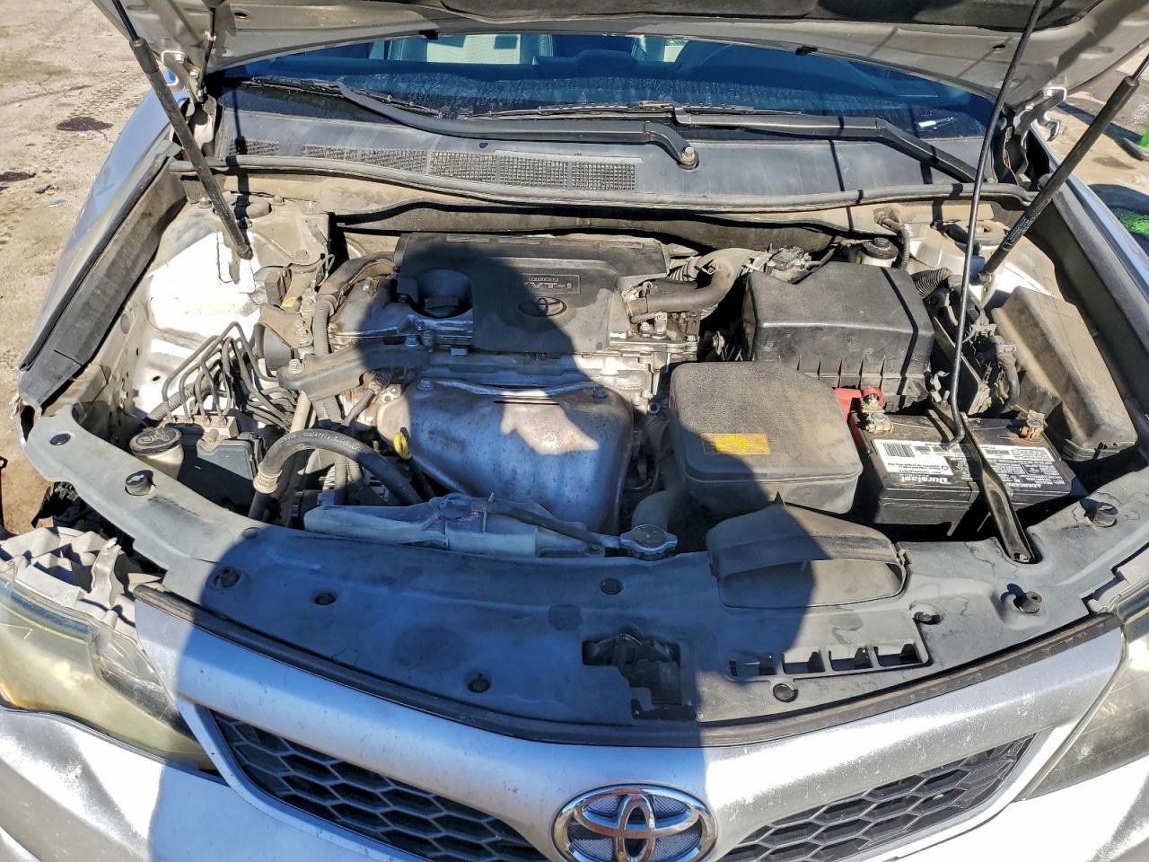 Toyota Camry L Image 12