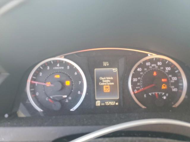 Toyota Camry Le Image 4