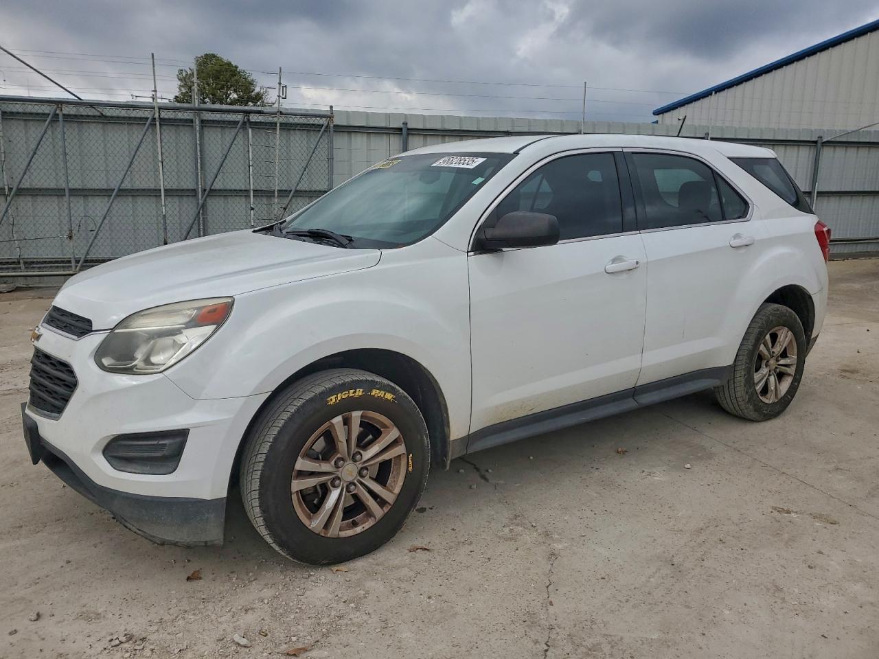 Chevrolet Equinox Ls Image 1