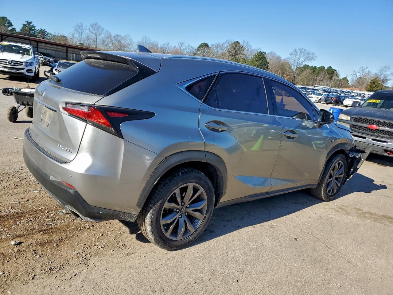 Lexus NX 200t Image 3