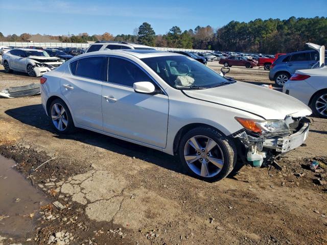 Acura ILX 20 Premium Image 4
