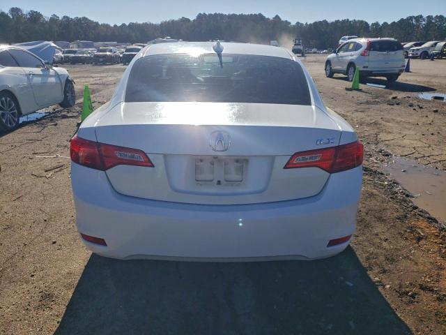 Acura ILX 20 Premium Image 13