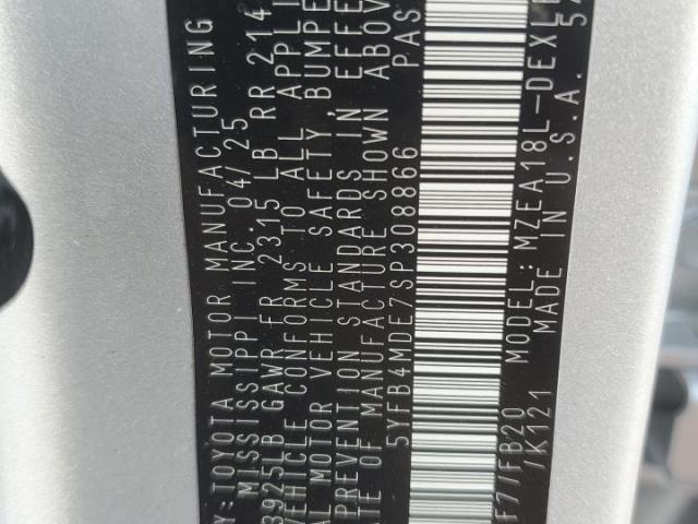 Toyota Corolla Le Image 6