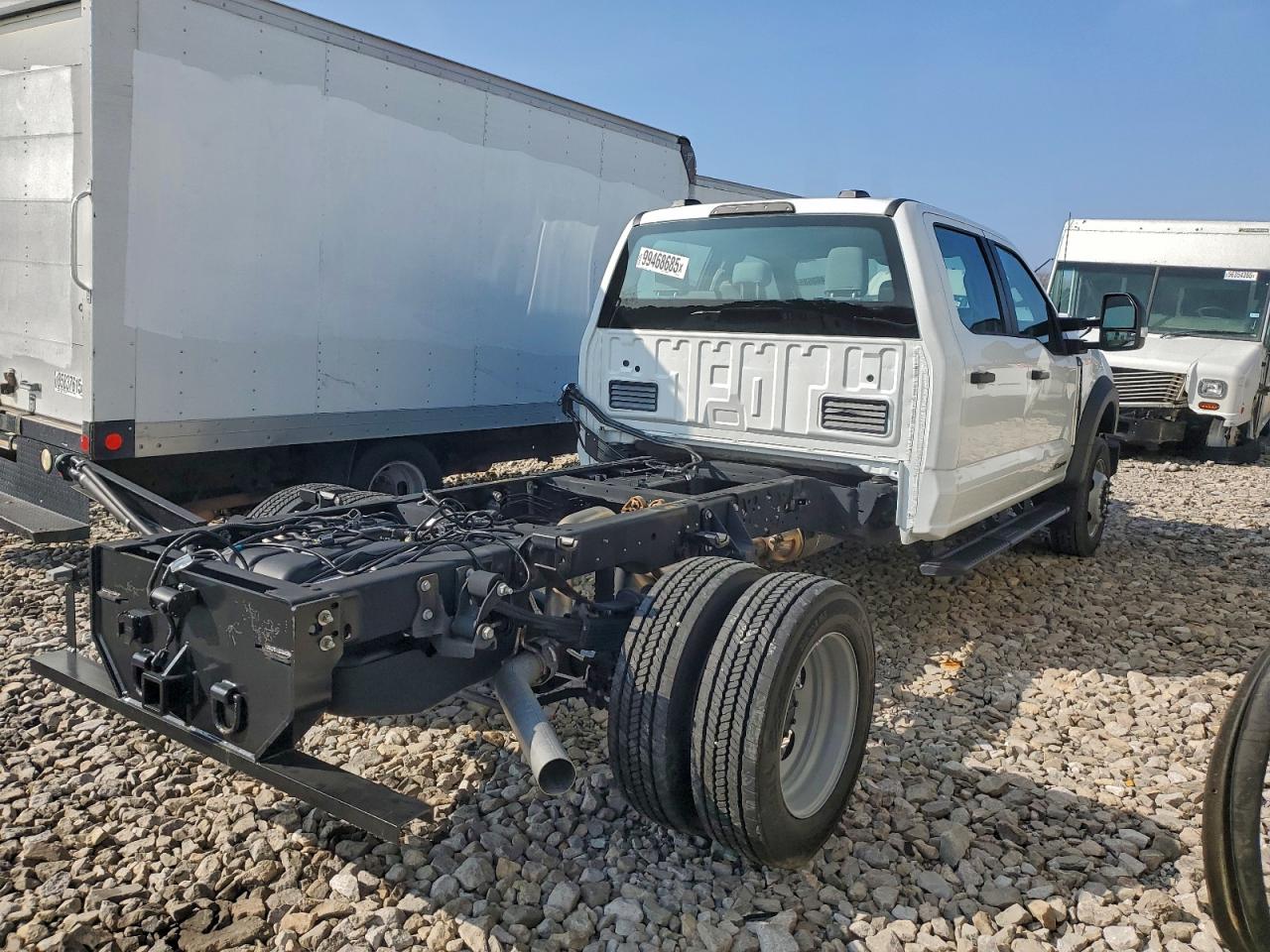 Ford F-550 Super Duty Image 9