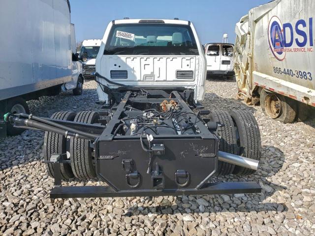 Ford F-550 Super Duty Image 10